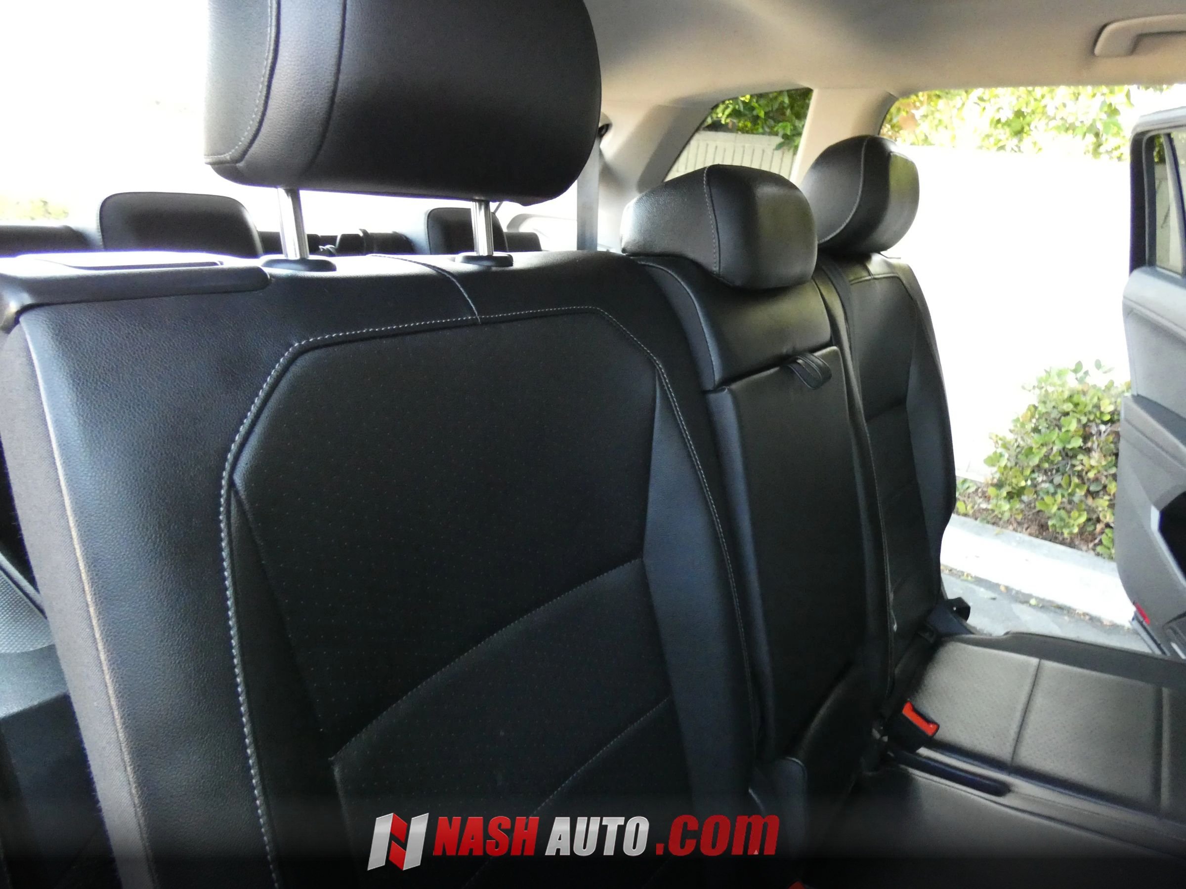Used 2018 Volkswagen Tiguan SE w/ Panoramic Sunroof Package AWD/4WD image 36