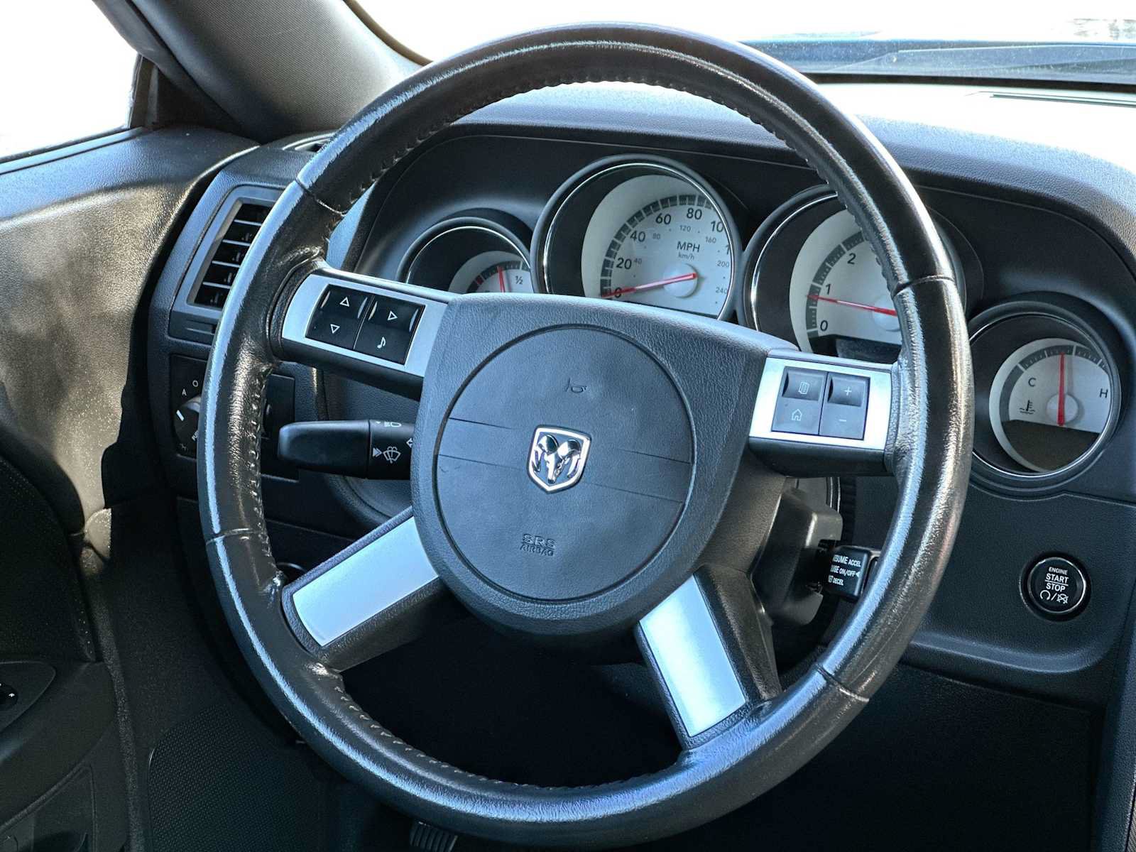Used 2010 Dodge Challenger R/T RWD image 26