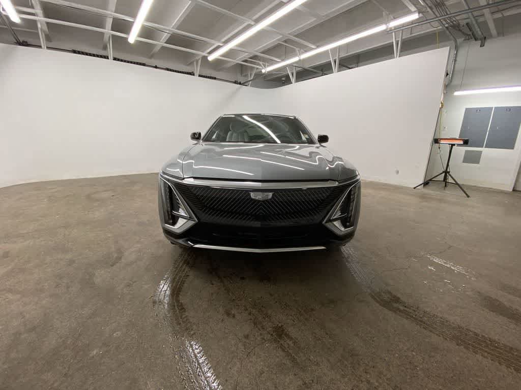 Certified 2025 Cadillac Lyriq Sport AWD/4WD image 9