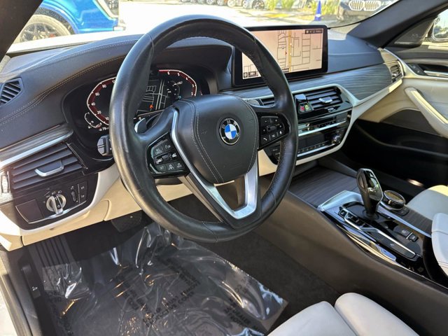 Certified 2022 BMW 530i 530i w/ Executive Package image 19
