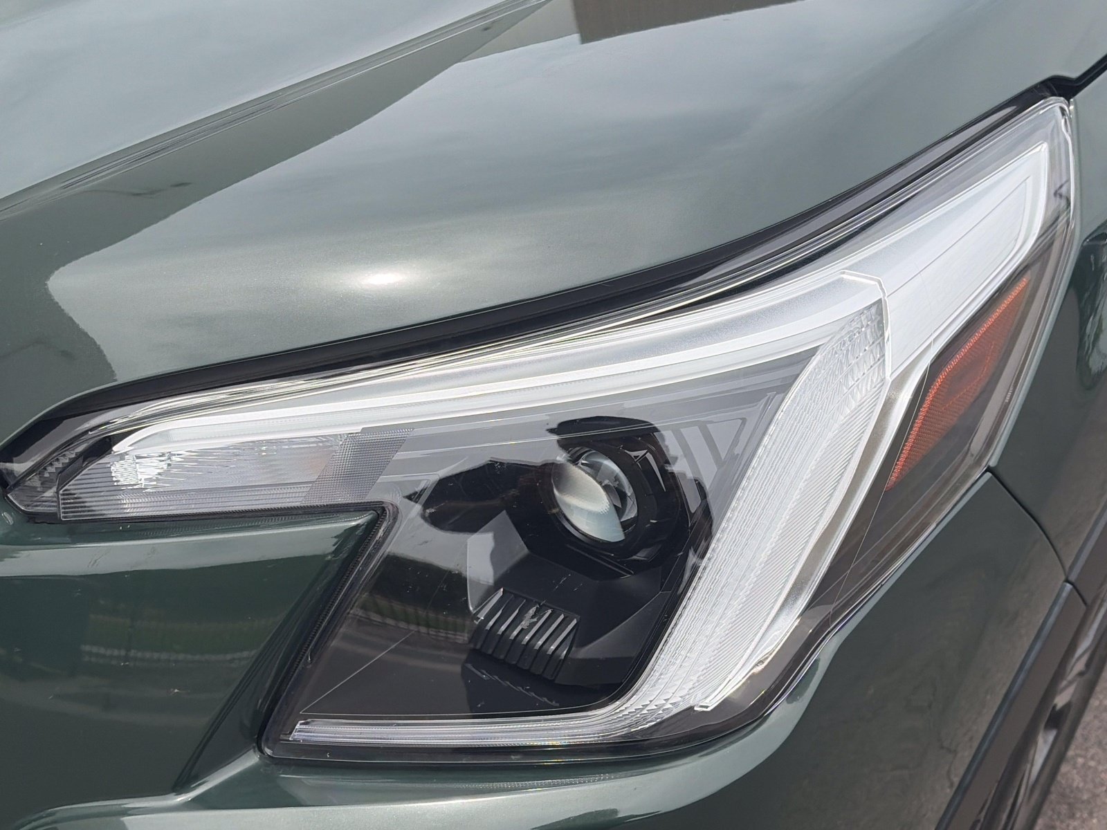 Used 2023 Subaru Forester Limited AWD/4WD image 9