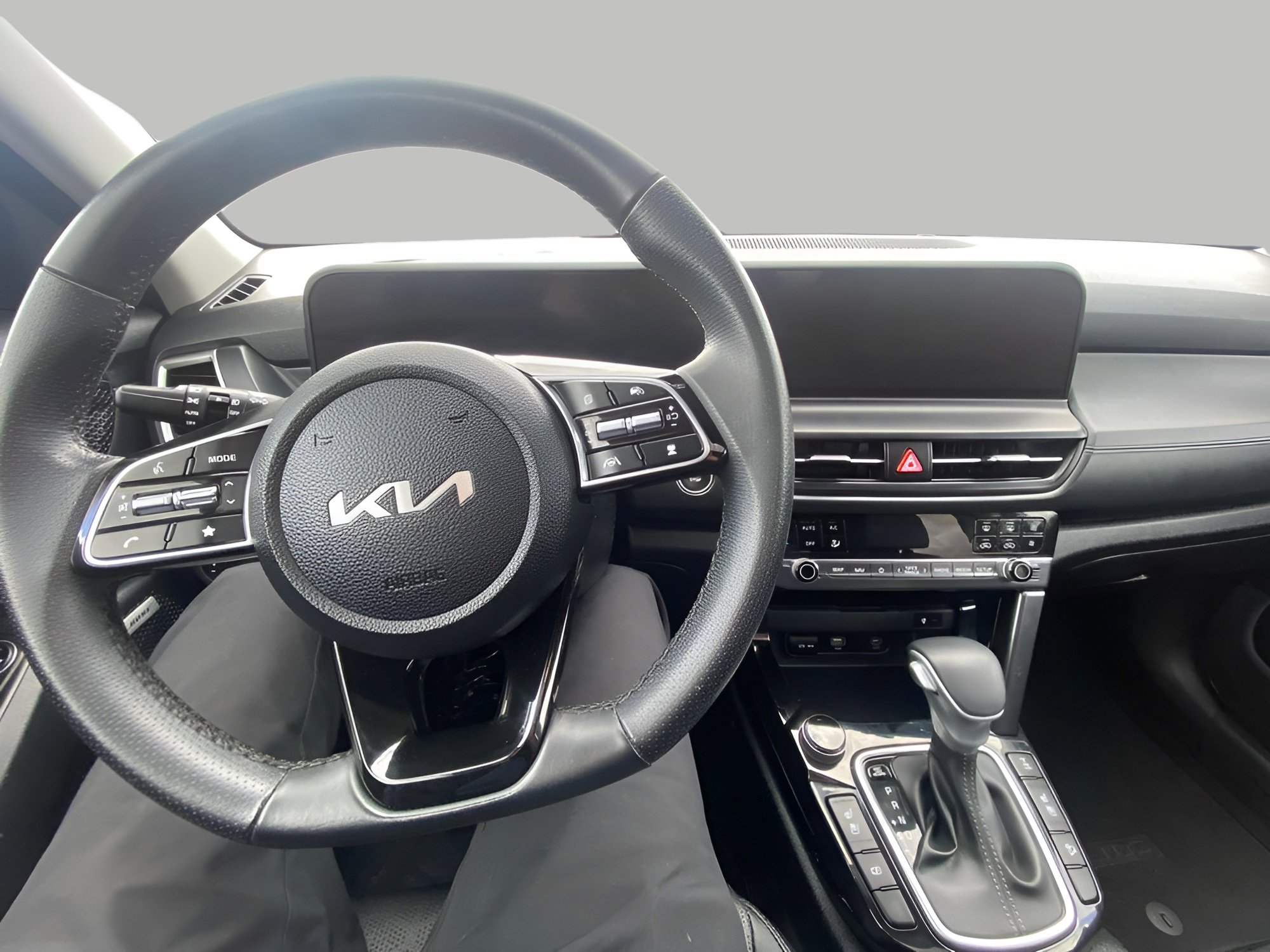 Used 2024 Kia Seltos SX w/ SX Sunroof Package AWD/4WD image 7