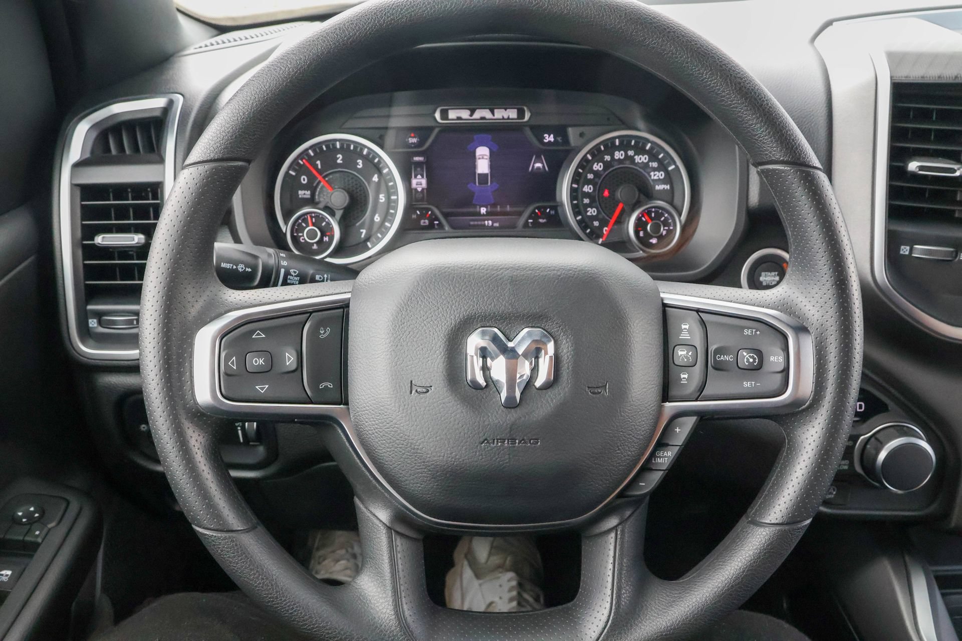 New 2026 RAM 1500 Express AWD/4WD image 28
