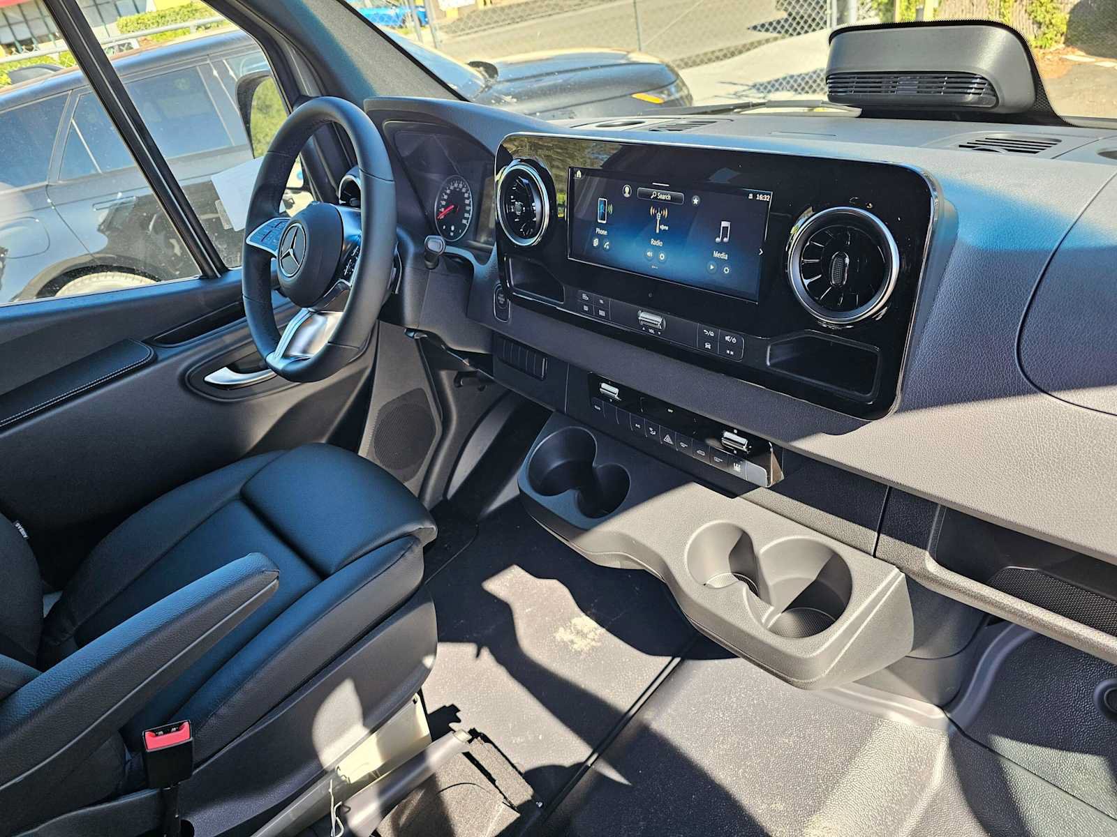 New 2026 Mercedes-Benz Sprinter 2500 image 11
