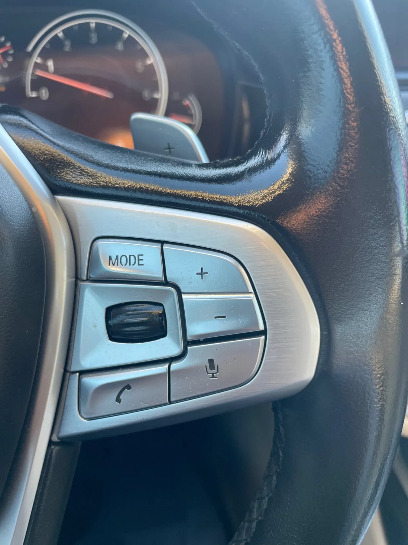 Used 2018 BMW 740i RWD image 27