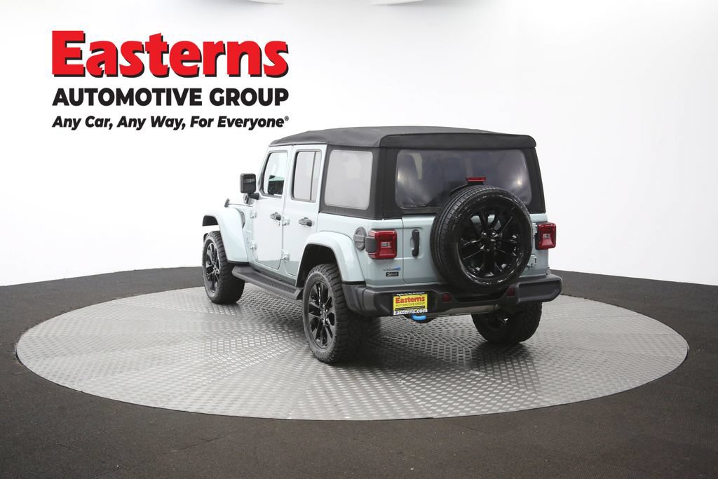 Used 2024 Jeep Wrangler Unlimited Sahara w/ Technology Group AWD/4WD image 67