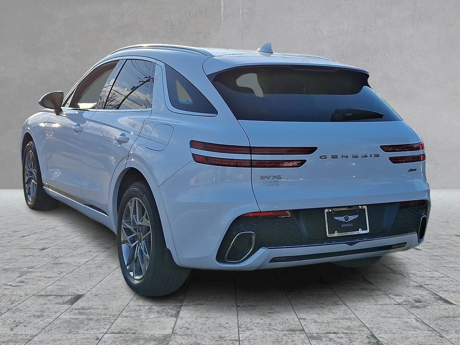 Certified 2023 Genesis GV70 2.5T w/ Select Package AWD/4WD image 4