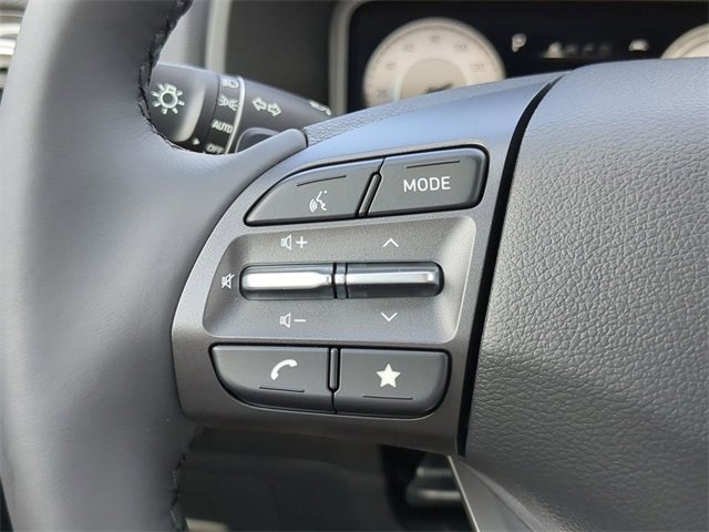Used 2023 Hyundai Kona Limited image 27