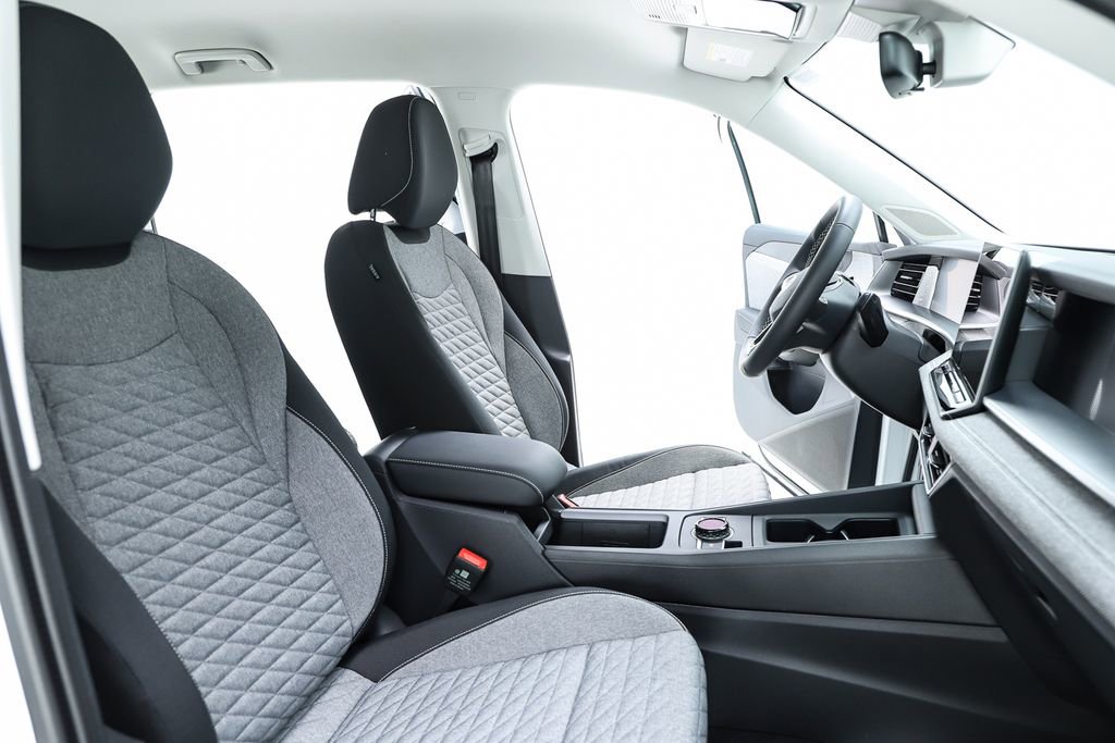 New 2026 Volkswagen Tiguan S image 34