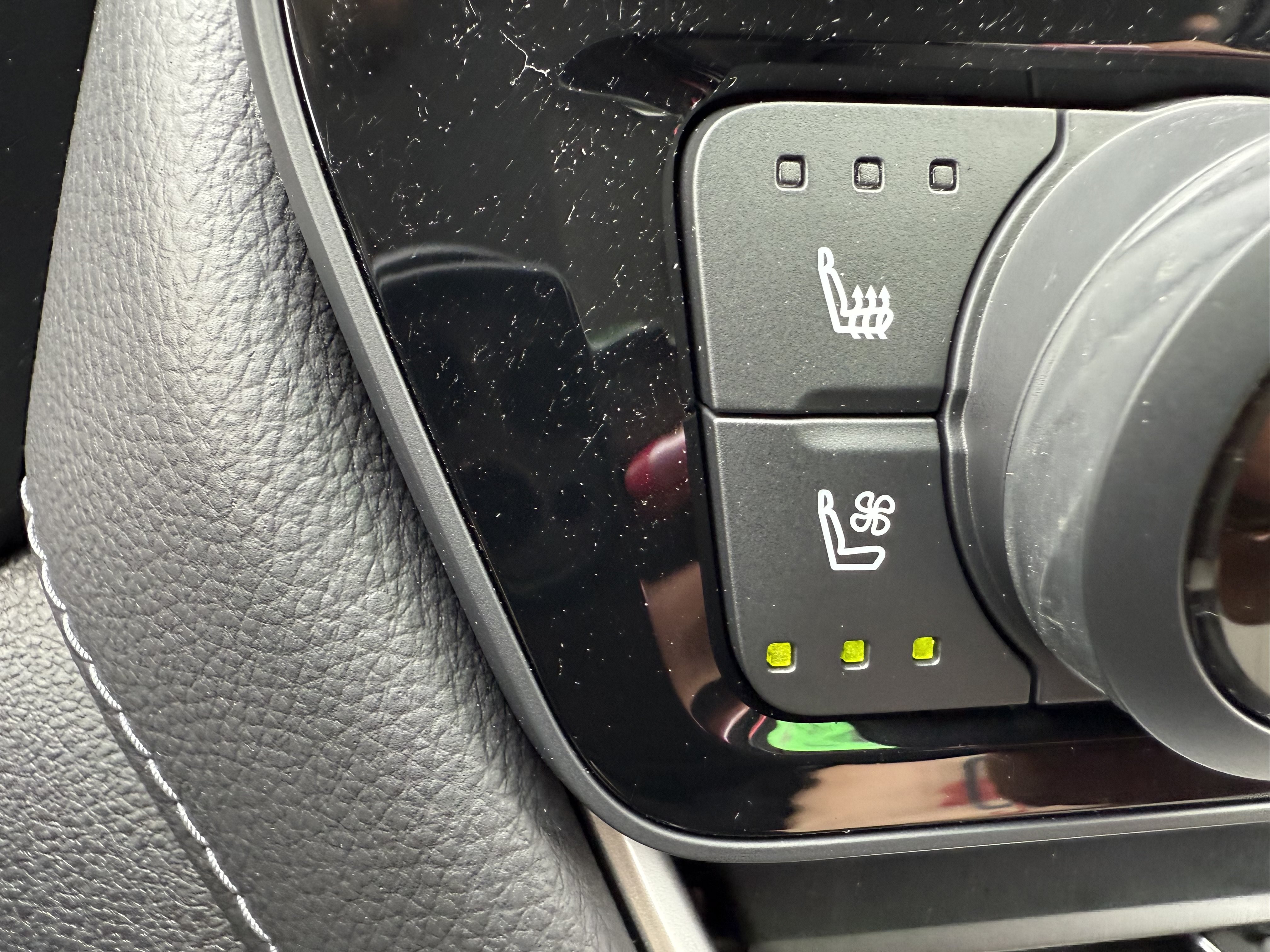 Certified 2024 Toyota Grand Highlander AWD image 24