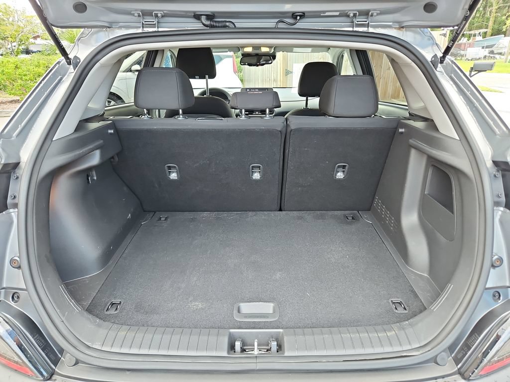 Used 2023 Hyundai Kona SEL w/ Cargo Package FWD image 26