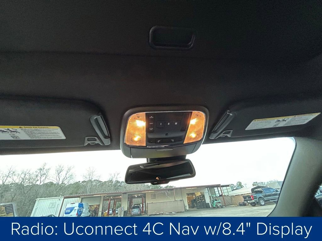 Used 2023 Dodge Charger R/T w/ Plus Group image 29