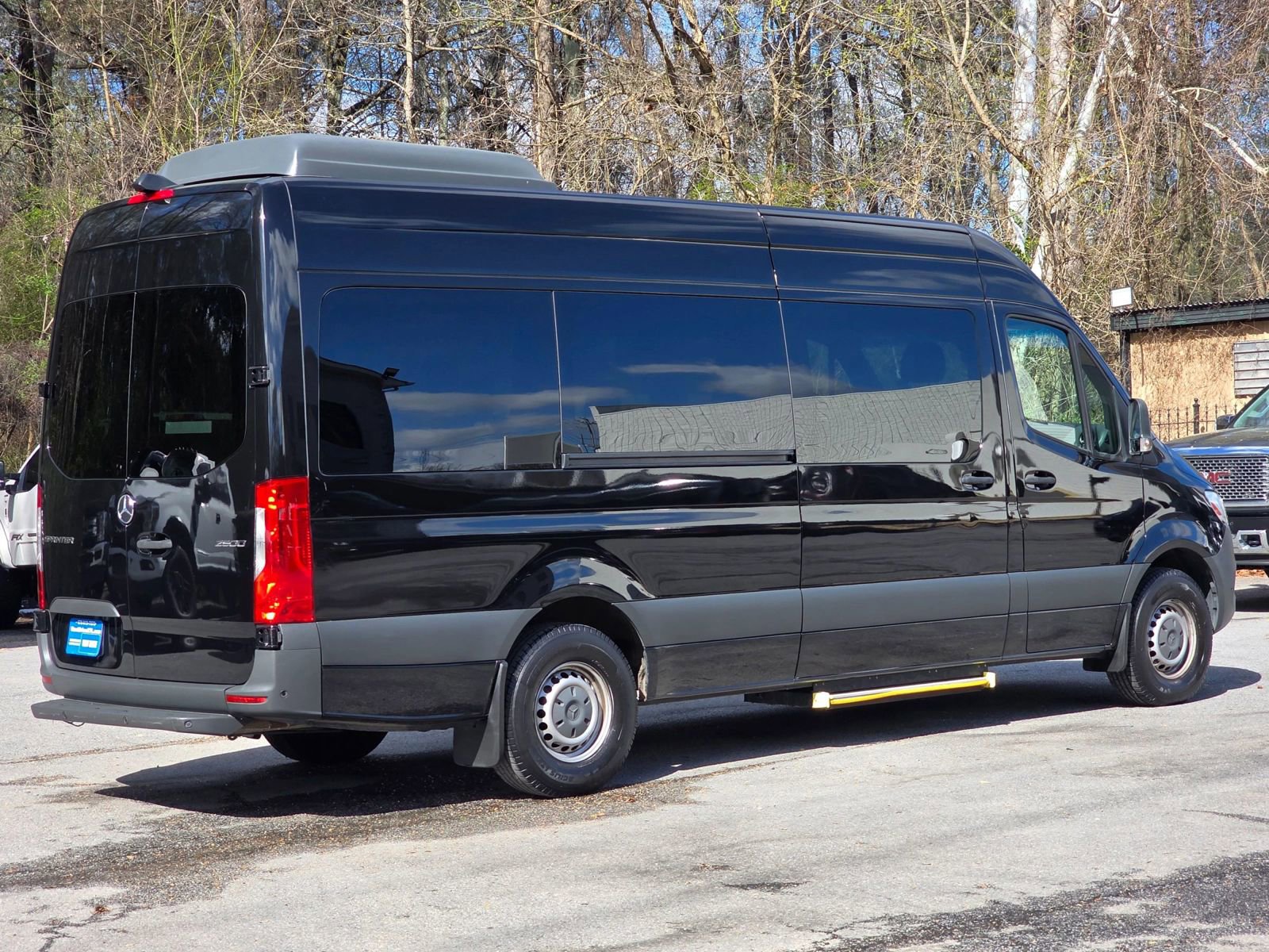 Used 2019 Mercedes-Benz Sprinter 2500 image 7