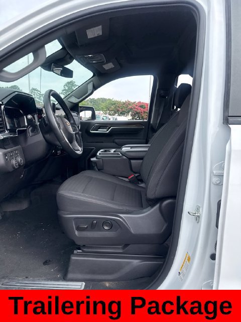 Used 2026 Chevrolet Silverado 1500 LT AWD/4WD image 13
