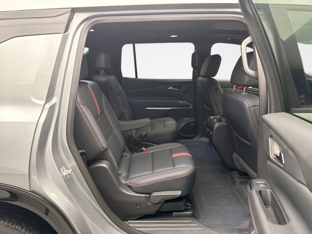 Used 2024 Chevrolet Traverse RS w/ LPO, Floor Liner Package AWD/4WD image 19