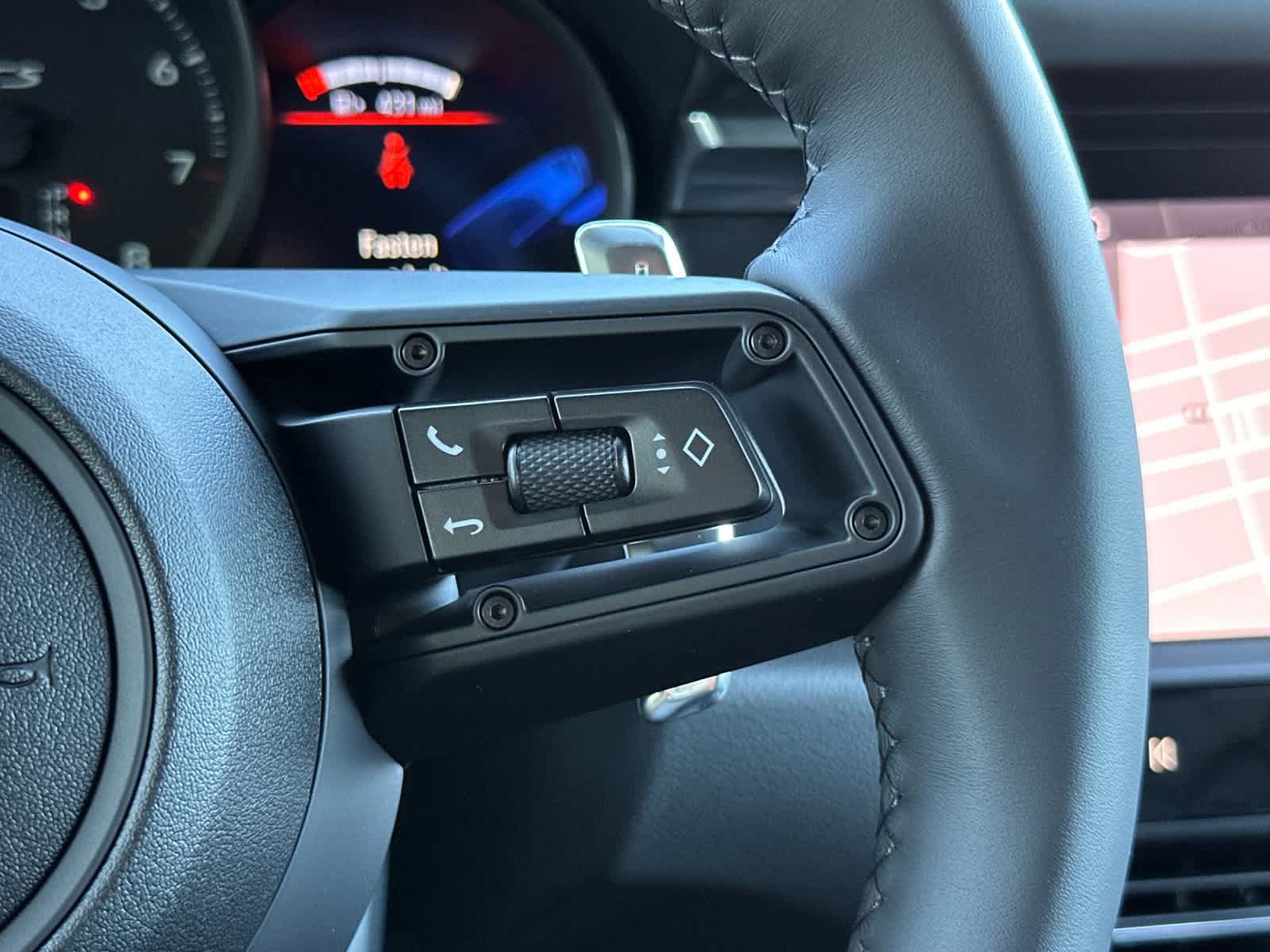 New 2026 Porsche Macan GTS AWD/4WD image 27