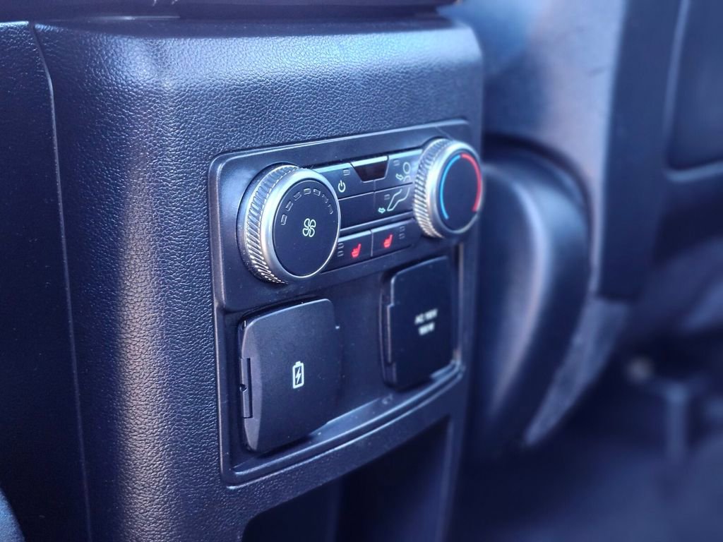 Used 2020 Ford Explorer ST w/ Premium Technology Package image 17