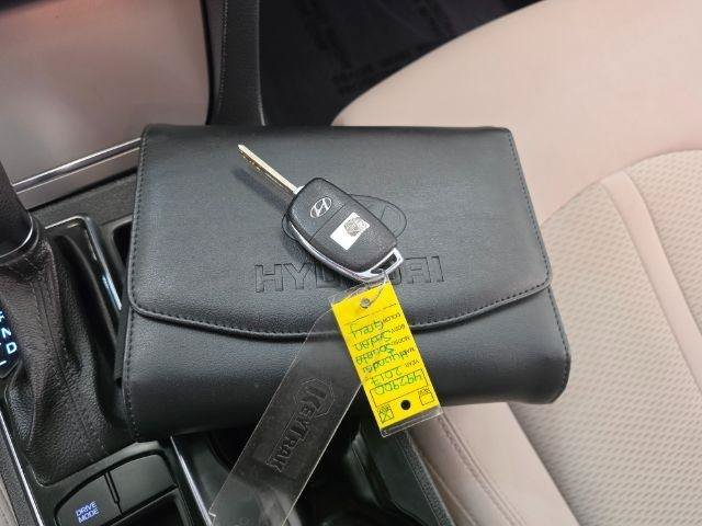 Used 2017 Hyundai Sonata SE FWD image 21