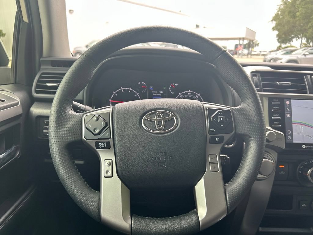 Used 2021 Toyota 4Runner SR5 Premium w/ Moonroof Package RWD image 18