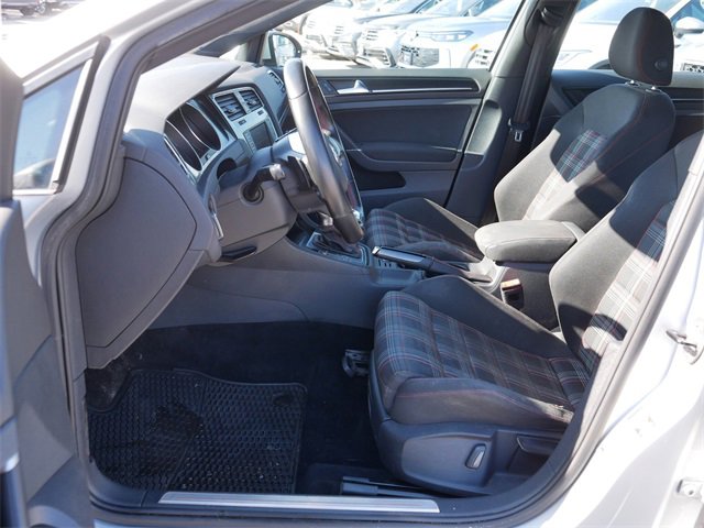 Used 2017 Volkswagen GTI S image 13