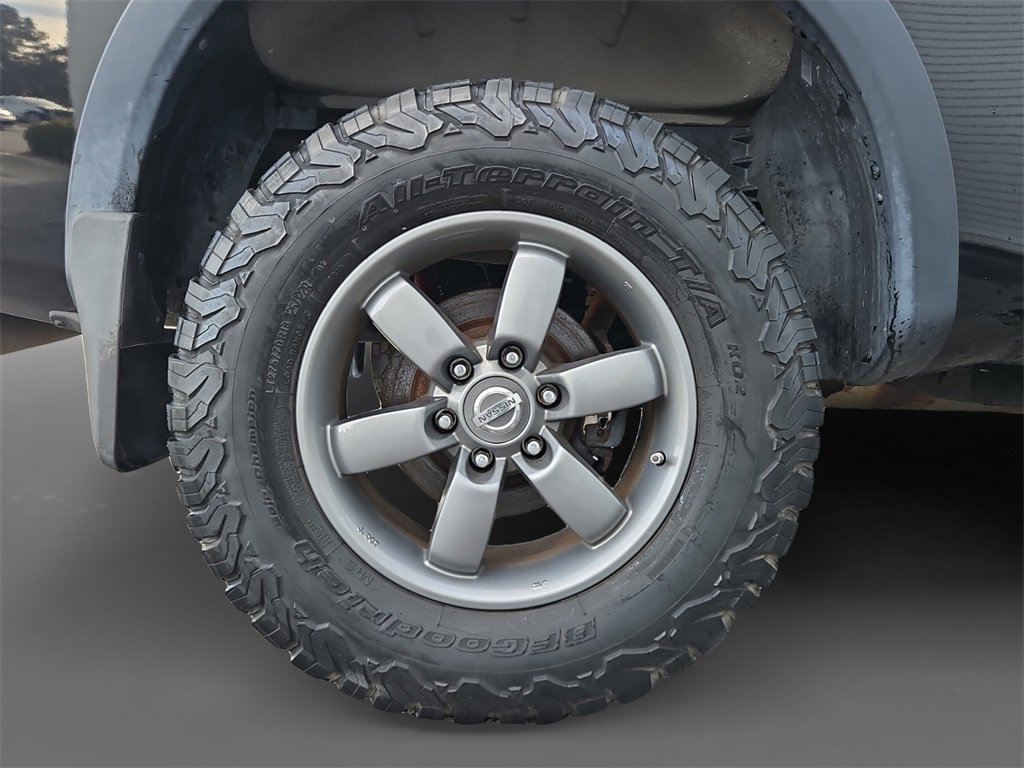 Used 2015 Nissan Titan PRO-4X image 10