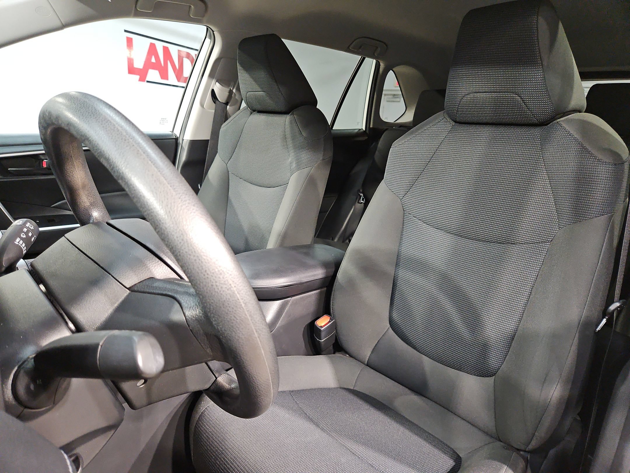 Used 2023 Toyota RAV4 LE FWD image 23