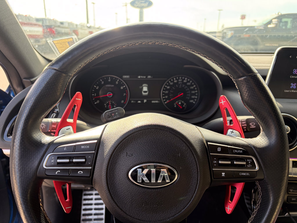 Used 2018 Kia Stinger GT2 AWD/4WD image 26