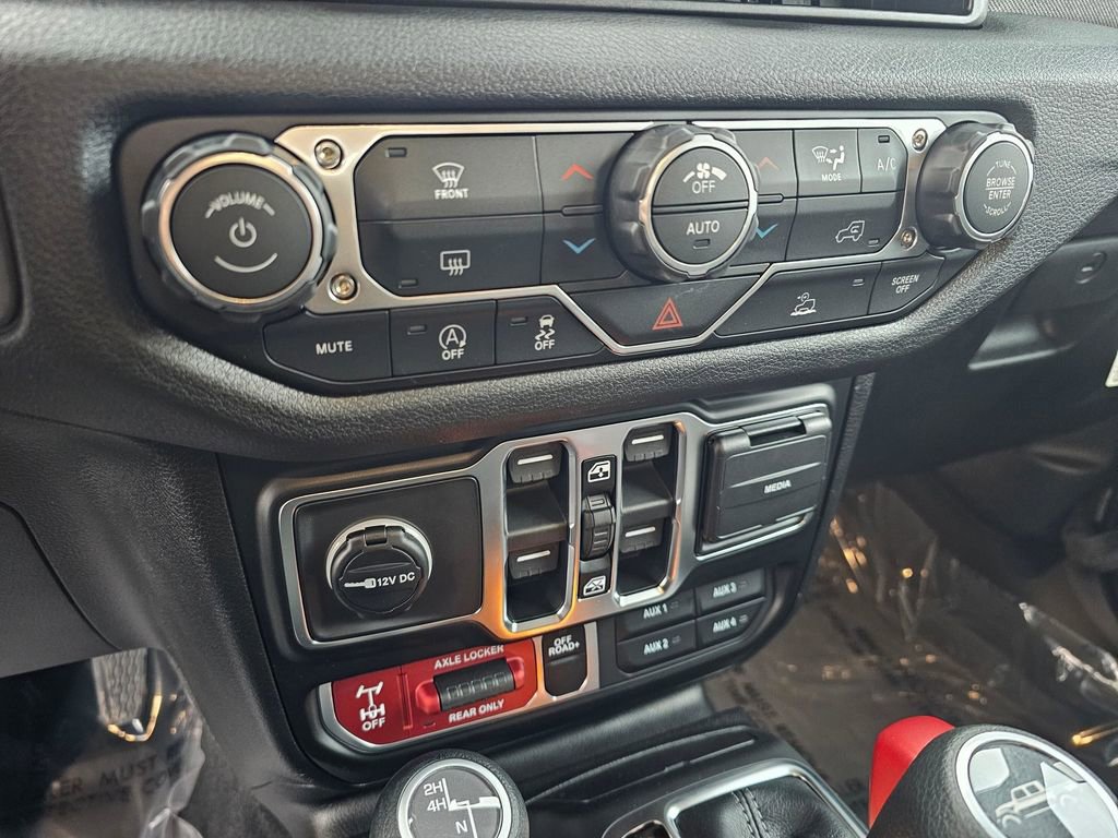 New 2026 Jeep Gladiator Willys image 17