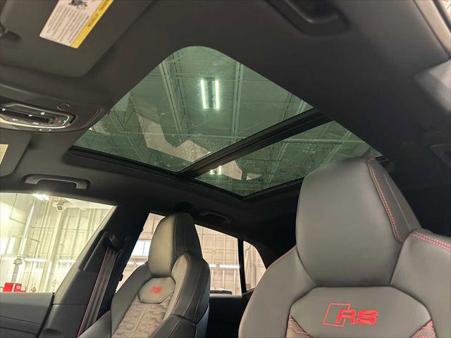 New 2026 Audi RS Q8 performance image 23