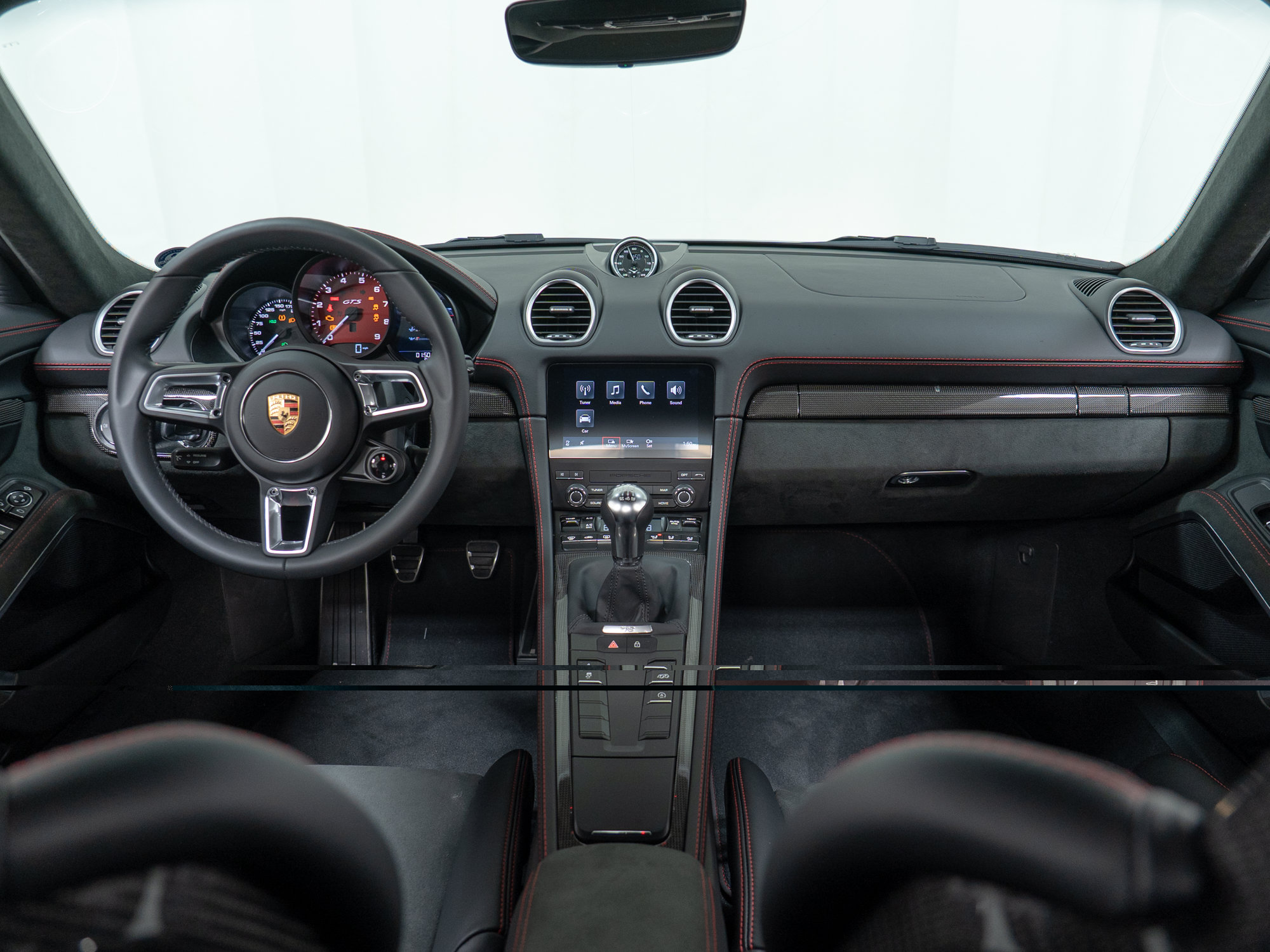 Certified 2025 Porsche 718 Cayman GTS RWD image 24