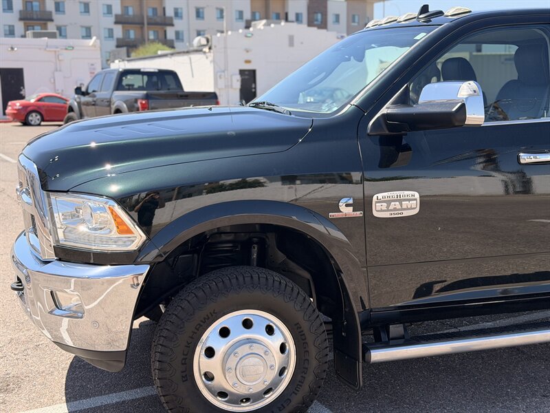Used 2018 RAM 3500 Laramie Longhorn AWD/4WD image 9