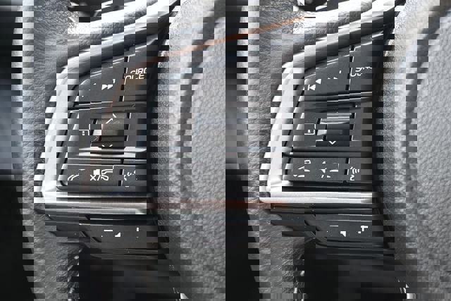 Used 2023 Subaru Ascent Premium w/ Convenience Package image 36