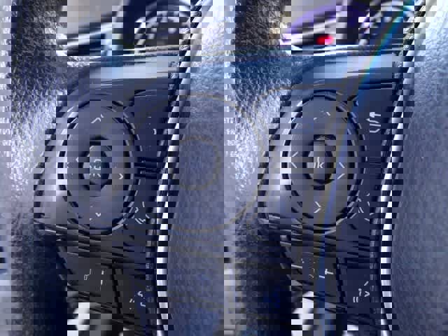 Used 2020 Toyota Camry LE w/ Convenience Package image 16