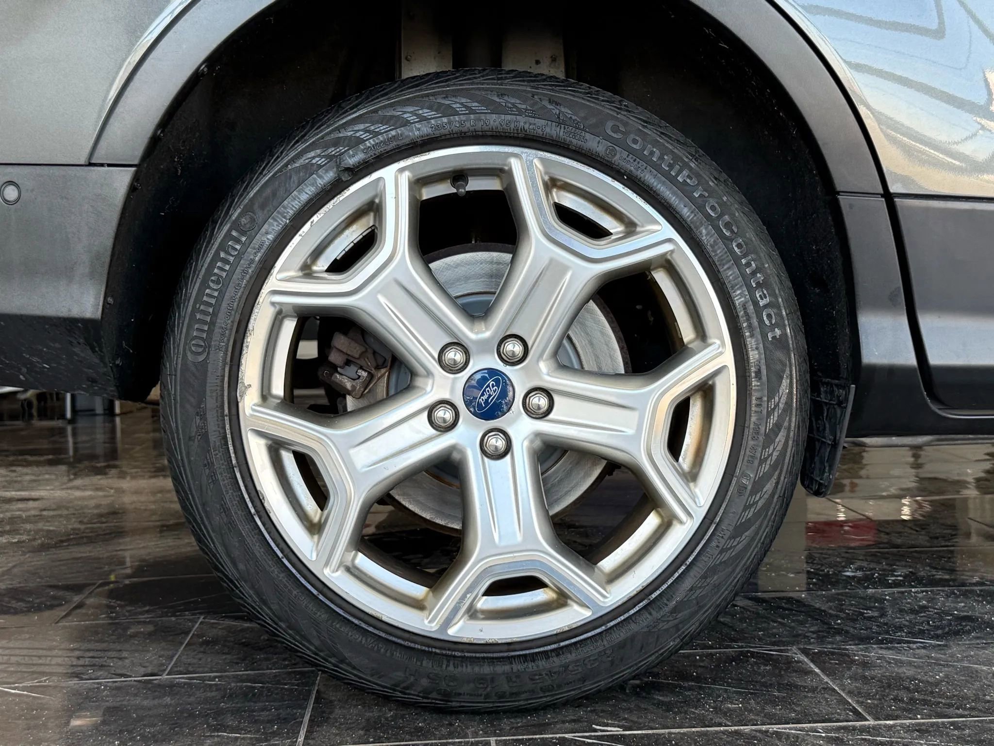 Used 2018 Ford Escape Titanium image 31