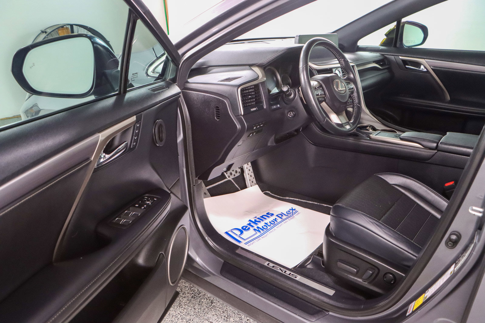 Used 2021 Lexus RX 350 F Sport image 3