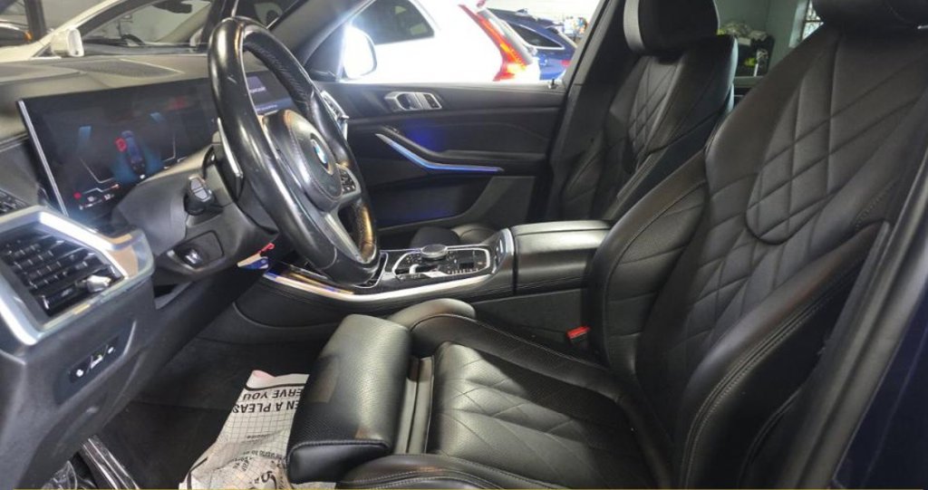 Used 2024 BMW X5 xDrive40i w/ M Sport Package AWD/4WD image 5