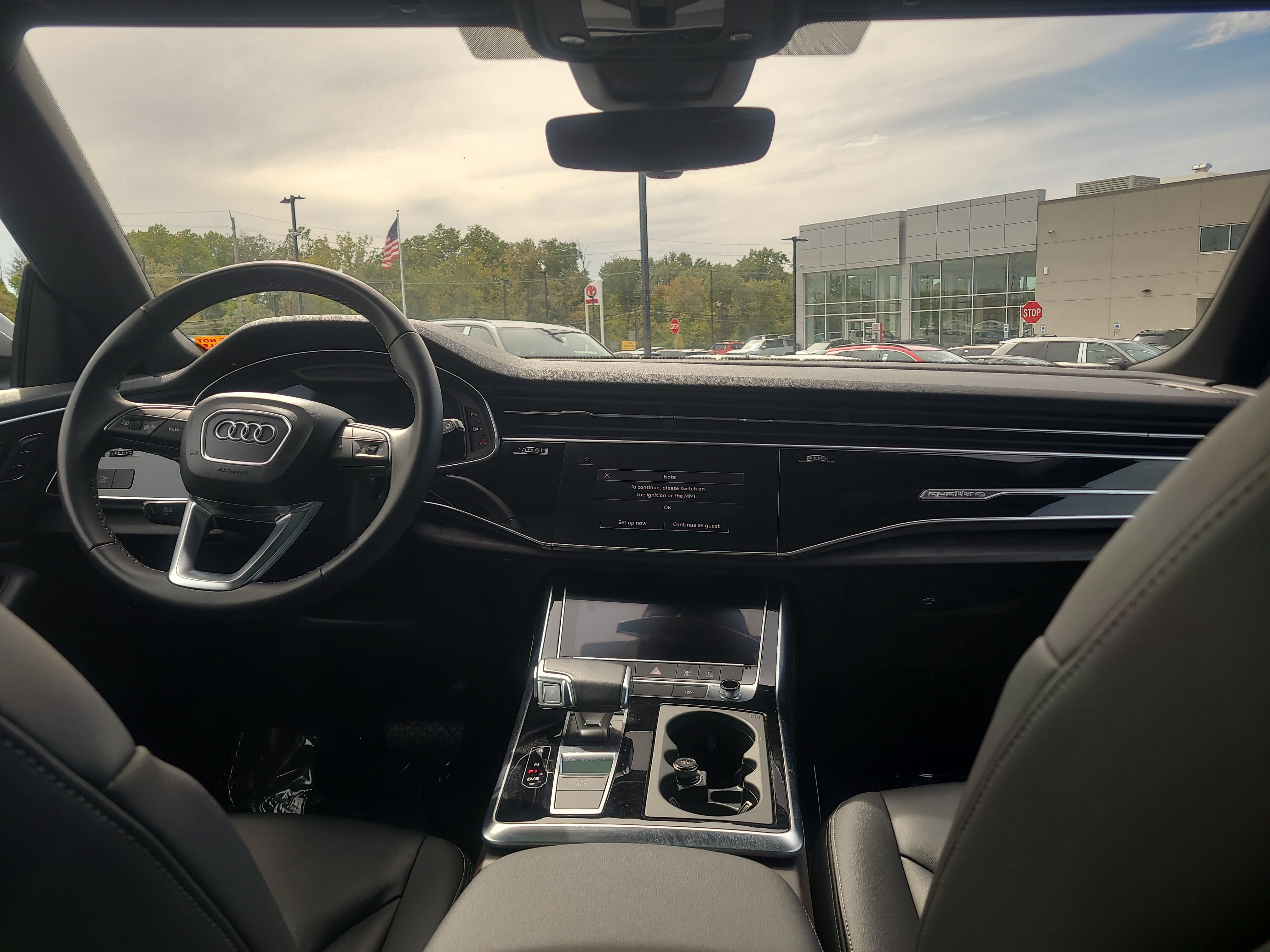 Used 2022 Audi Q8 Premium w/ Convenience Package AWD/4WD image 18