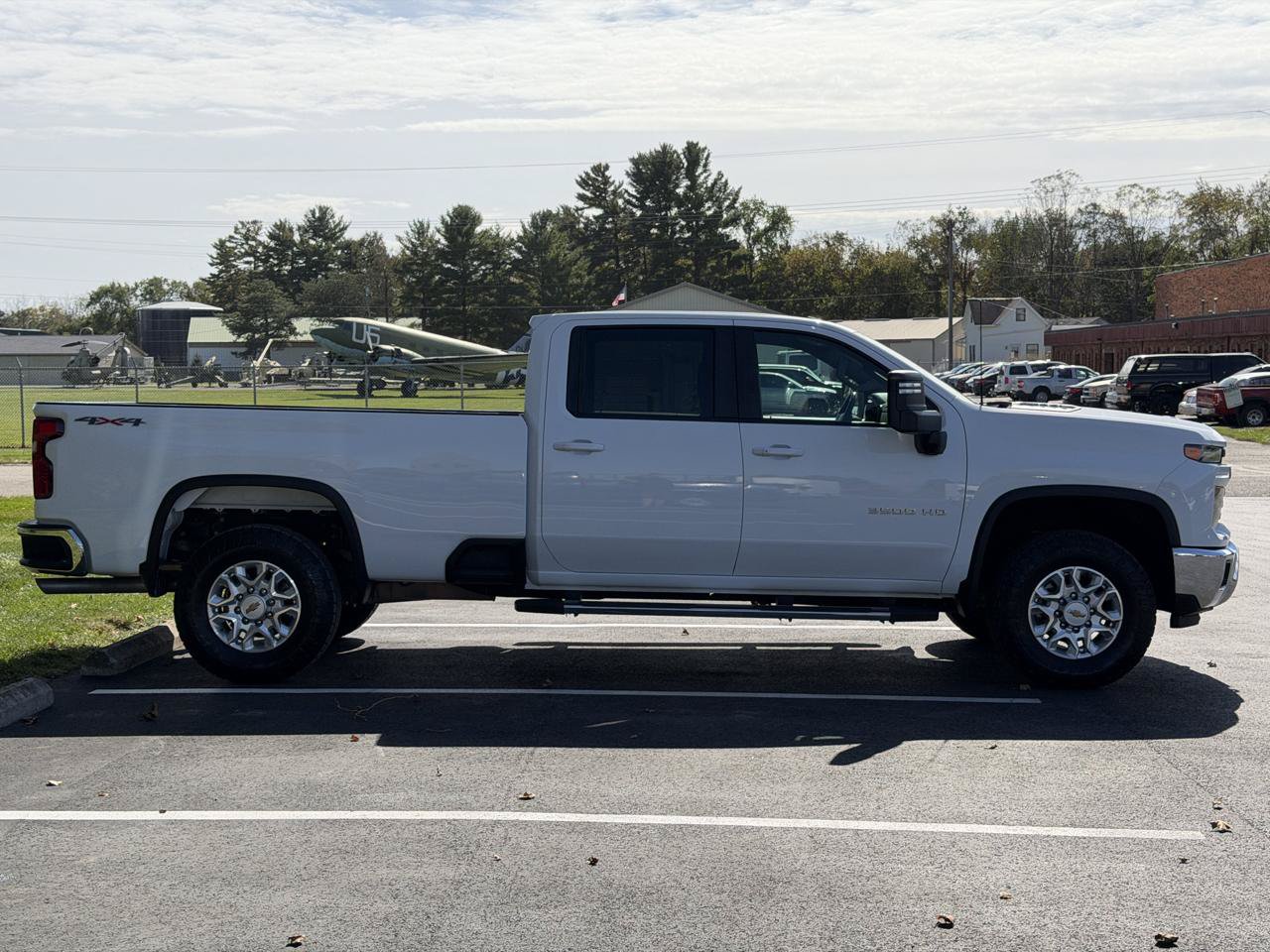 Used 2024 Chevrolet Silverado 3500 LT w/ Convenience Package AWD/4WD image 7