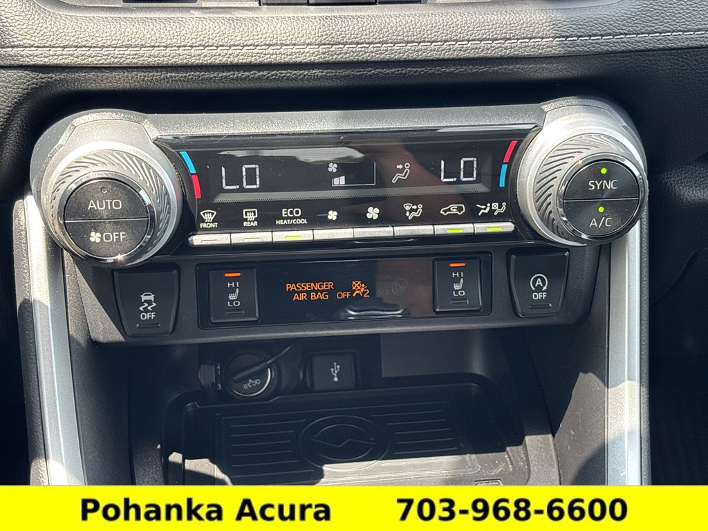 Used 2021 Toyota RAV4 XLE Premium AWD/4WD image 16
