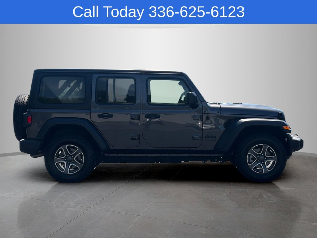 Used 2022 Jeep Wrangler Unlimited Sport AWD/4WD image 6