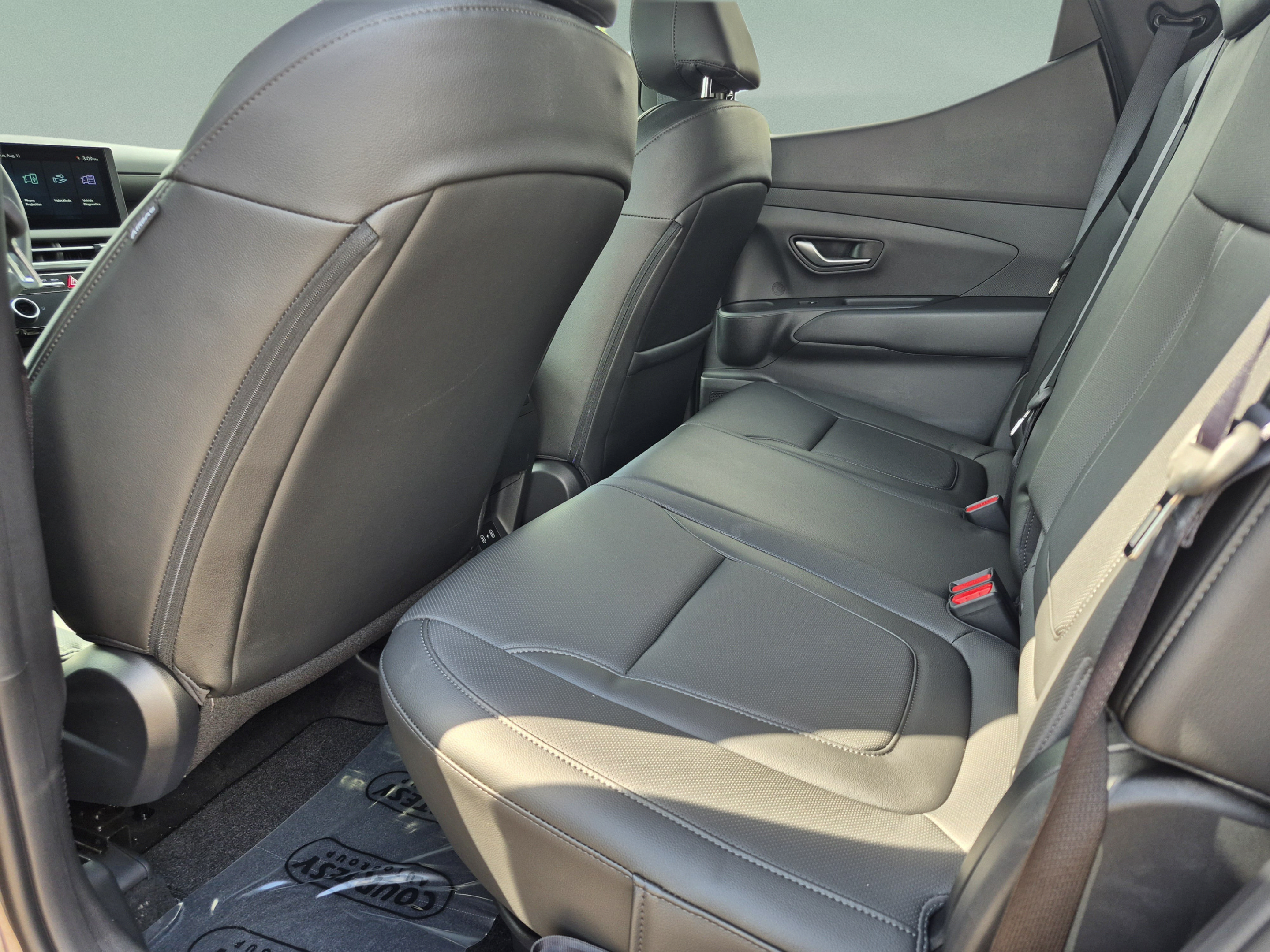 New 2027 Hyundai Santa Cruz SEL FWD image 15