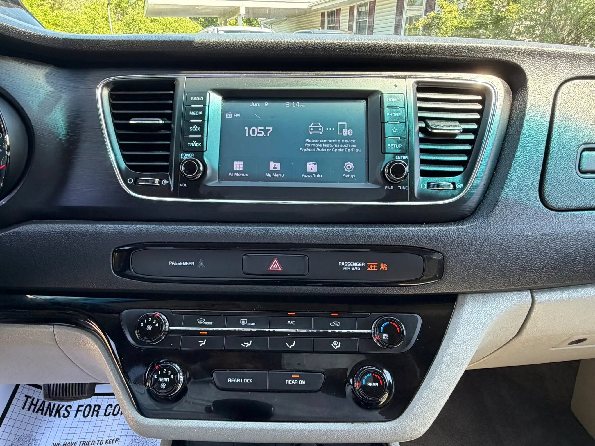 Used 2019 Kia Sedona LX FWD image 25