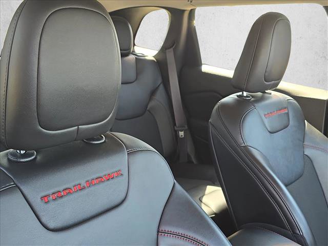 Used 2022 Jeep Cherokee Trailhawk w/ Comfort/Convenience Group image 20