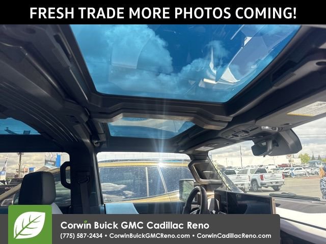 Used 2025 GMC Hummer EV 2X AWD/4WD image 8