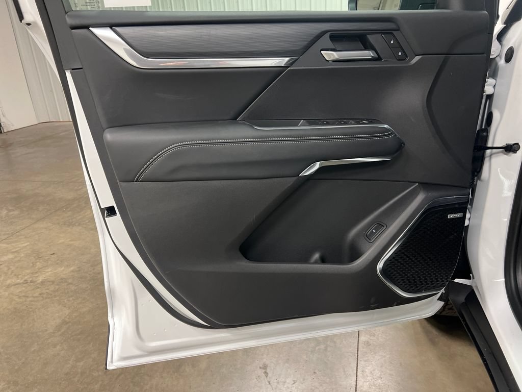 New 2026 GMC Acadia Elevation w/ Black Edition AWD/4WD image 15