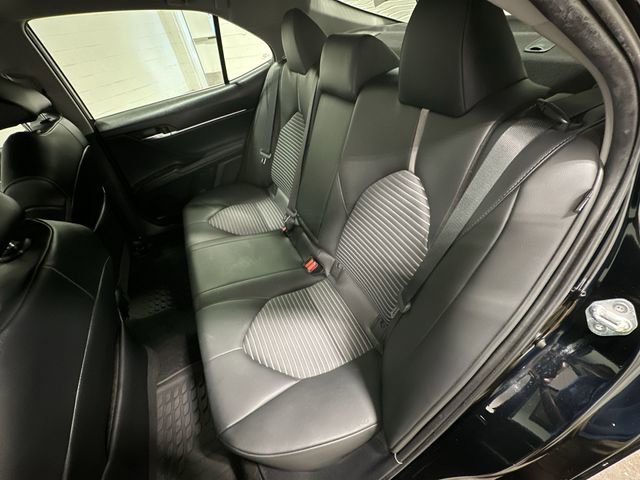 Used 2023 Toyota Camry SE FWD image 19