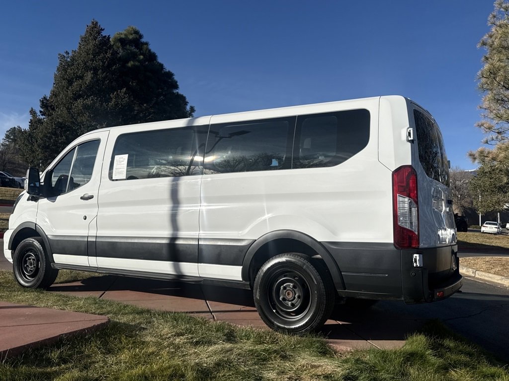 Used 2023 Ford Transit 350 XLT image 5