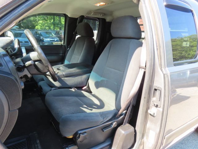 Used 2007 Chevrolet Silverado 2500 LT w/ 1LT Convenience Package AWD/4WD image 18