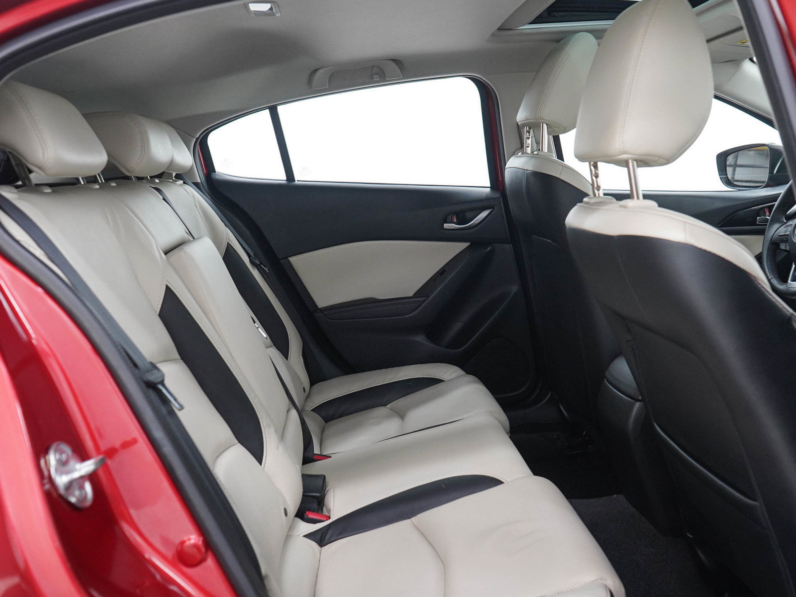 Used 2014 MAZDA MAZDA3 s Grand Touring FWD image 12