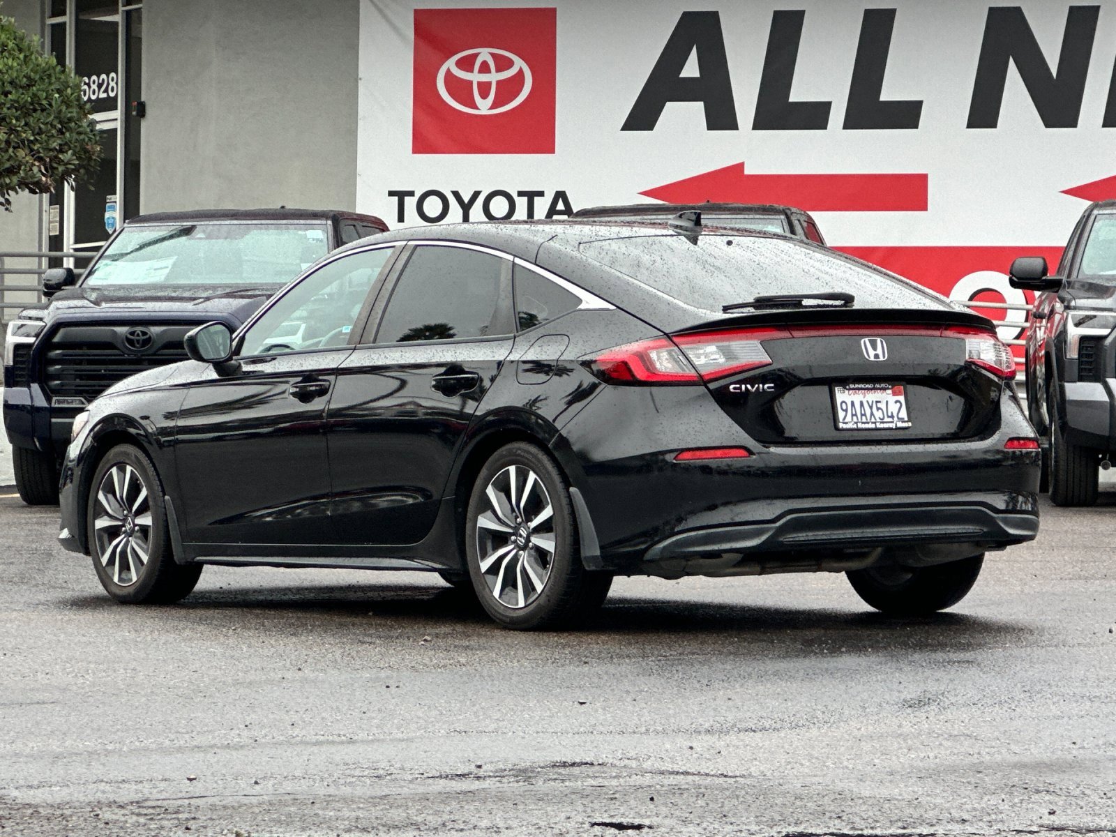 Used 2022 Honda Civic EX-L image 3